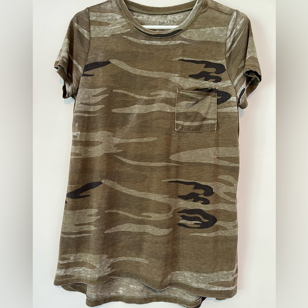 Zoe + Liv Tee M